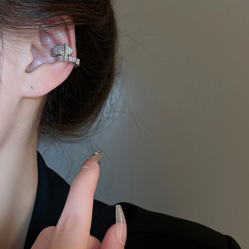 铜合金耳饰 TheGreenParty （美杜莎）蛇年新款耳骨夹耳饰