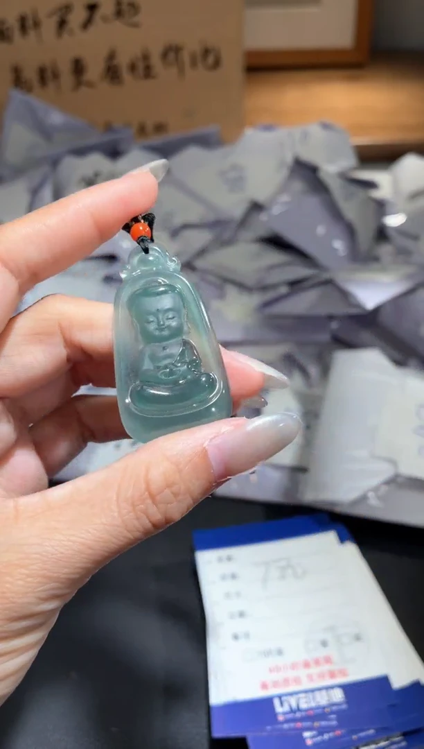 吊坠(不含链)未镶嵌翡翠宝宝佛