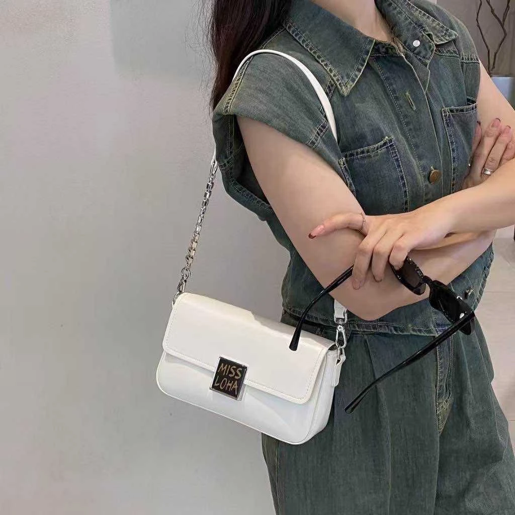 【工厂直销】5578新款时尚简约手提单肩斜跨女包