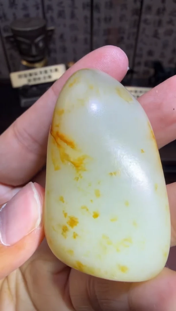 未镶嵌和田玉挂件和田玉
