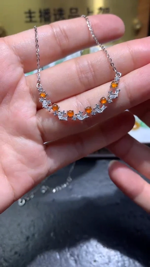 颈饰银S925镶嵌翡翠净货