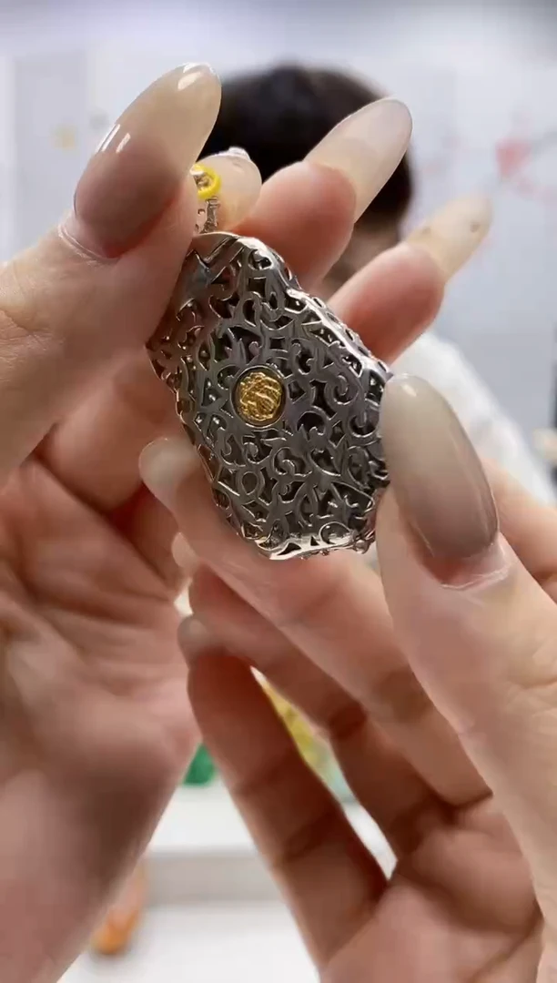 未镶嵌定制翡翠贪*蛇4868lr-毛货挂件542