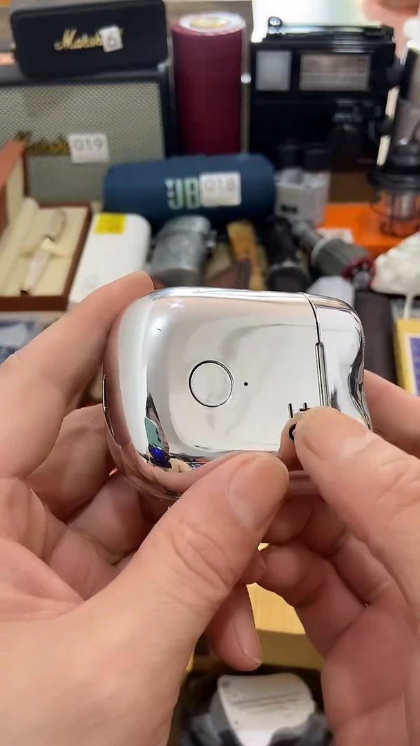 瓷片闪购商品  如图所示