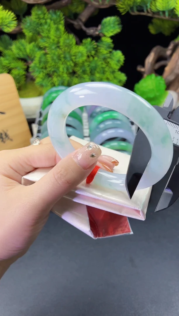 未镶嵌手镯翡翠A61