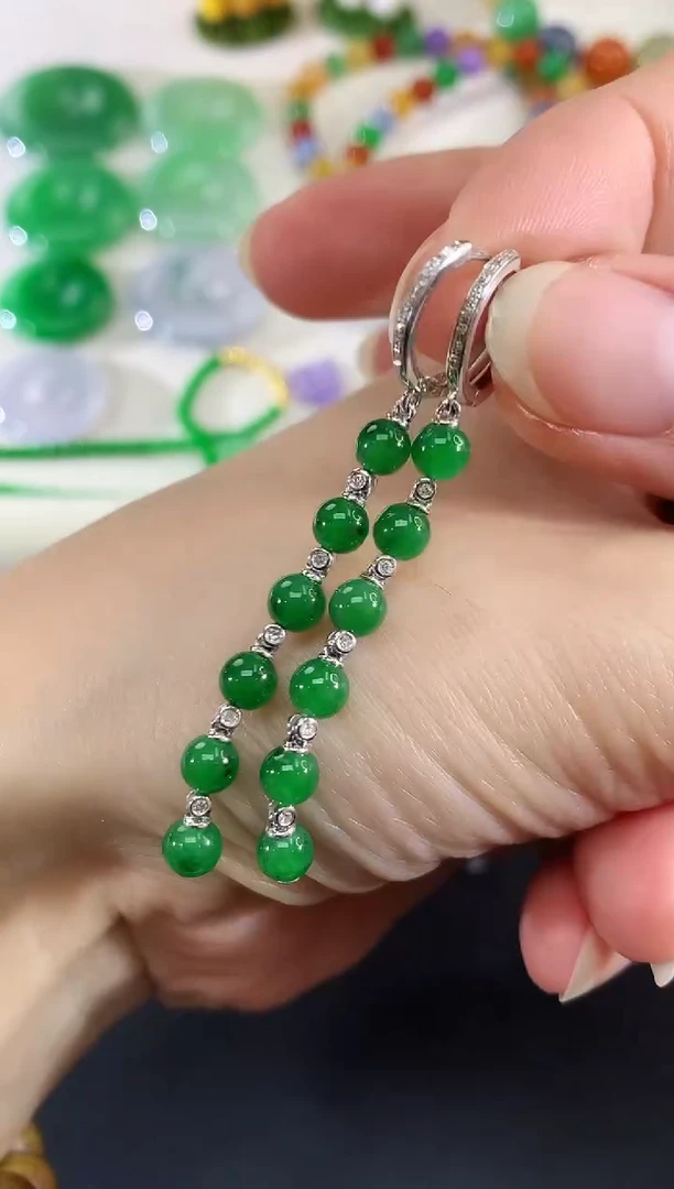 18K金镶嵌翡翠耳饰301买断不退不换|6800