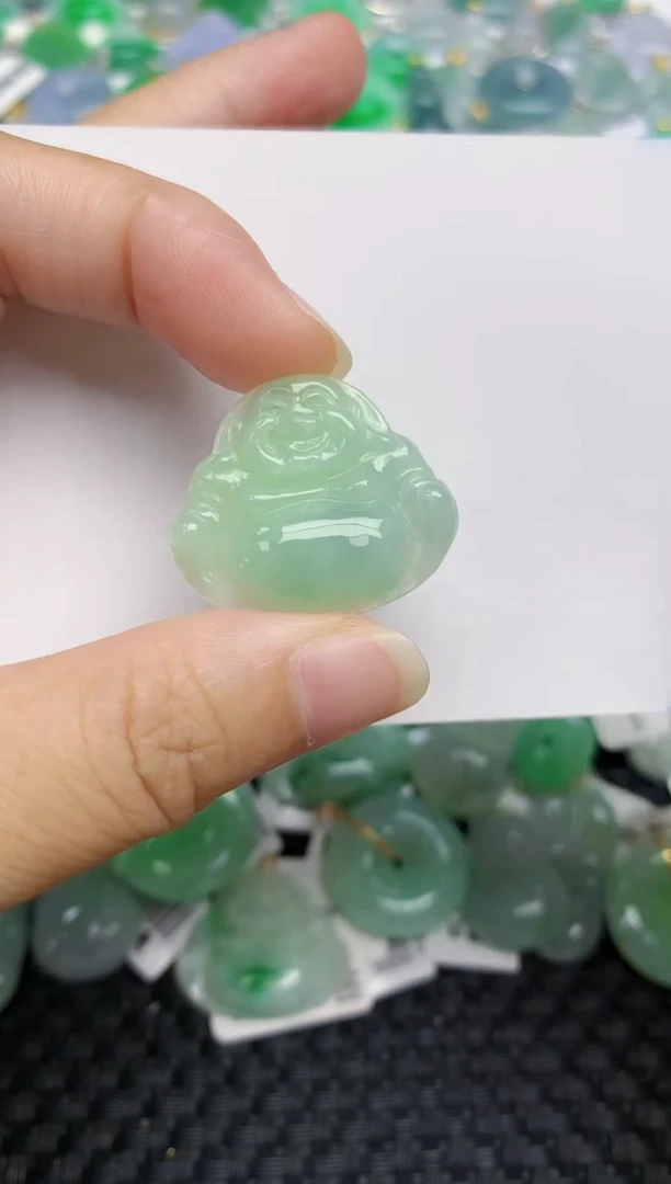 翡翠未镶嵌颈饰天然A货翡翠
