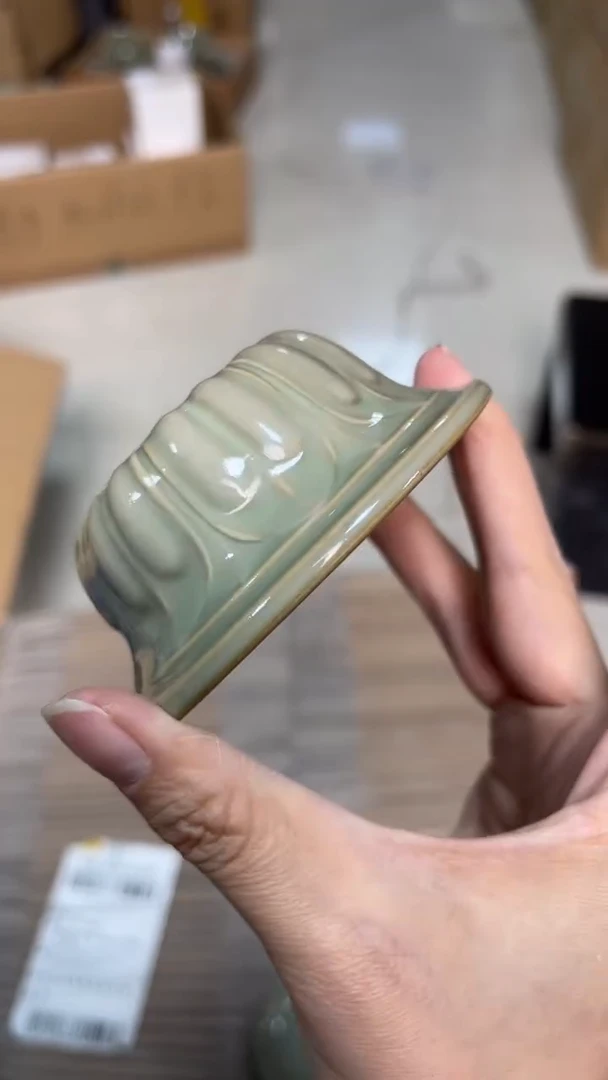 陶瓷青瓷宝象花盖置 单只