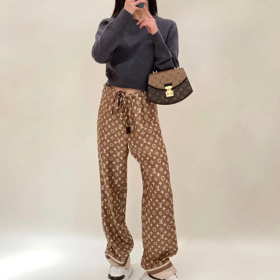 未使用 LouisVuitton/路易威登 250508/36/logo满印睡衣式休闲裤