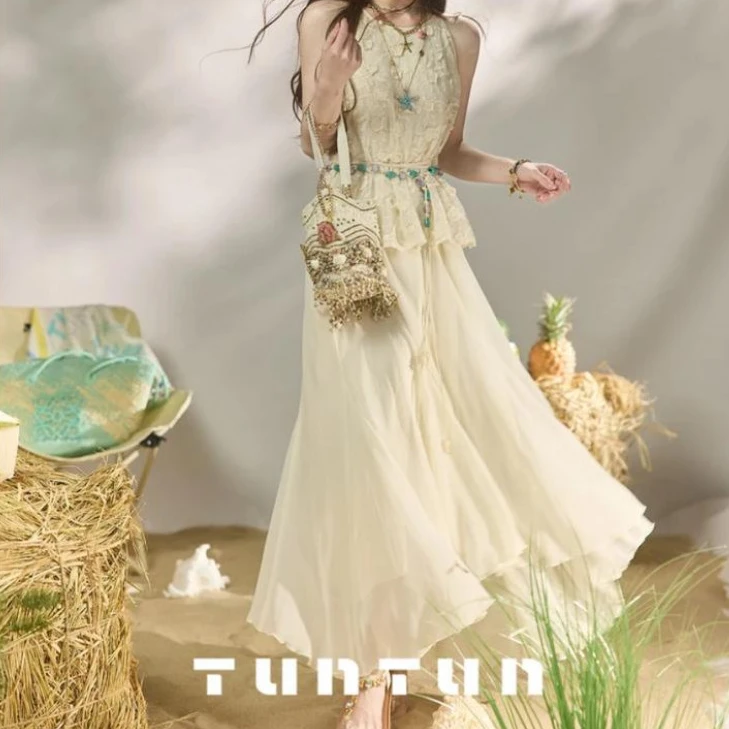 【玉兰缪斯，幸好遮副乳不穿外套很好看】连衣裙