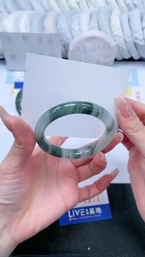 【闪购商品】石英质玉手镯未镶嵌T223-50.8