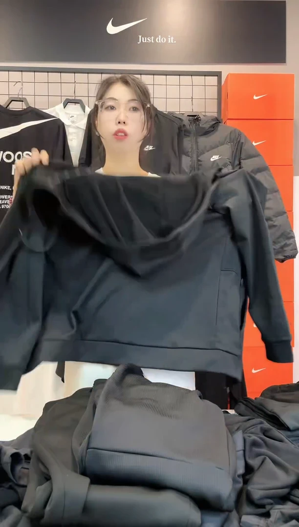 32 加绒外套 M码 100-130斤