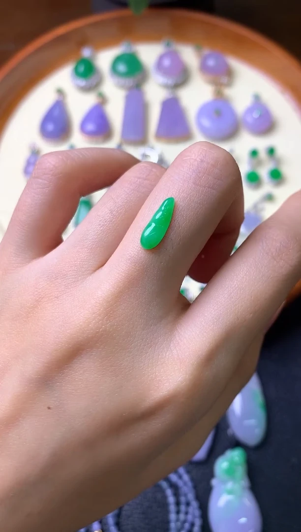 【闪购商品】定制翡翠未镶嵌裸石（镶嵌定制）