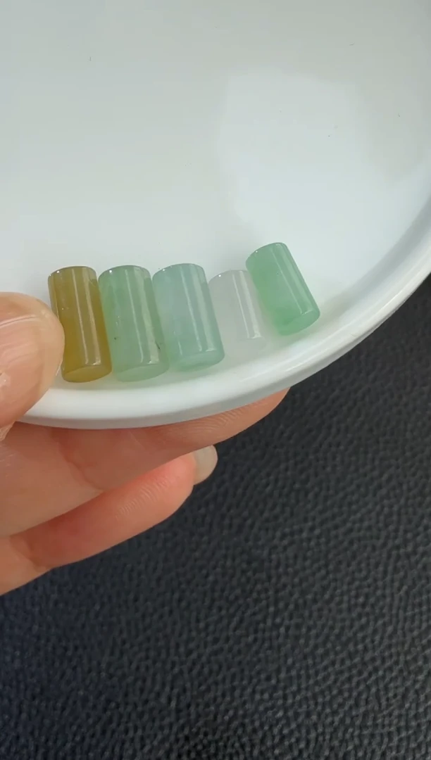 未镶嵌定制翡翠99+10