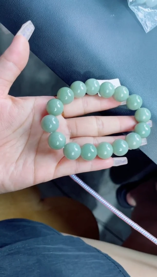 未镶嵌戒指翡翠珠串