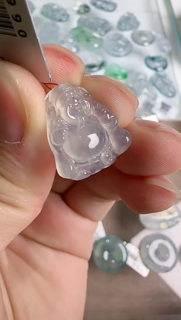 【闪购商品】翡翠吊坠(不含链)未镶嵌··