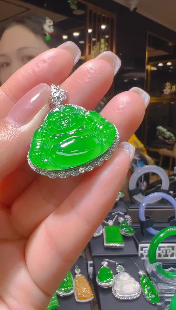 【闪购商品】翡翠吊坠(赠链)18K金镶嵌036