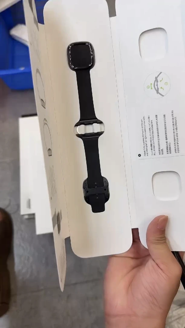 99新小表盘通用 皮革现代风 黑扣 m码