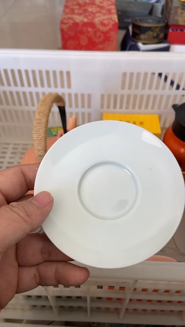 杯无运费险有瑕疵的摄影的产品有使用过的痕迹有点脏介意勿拍