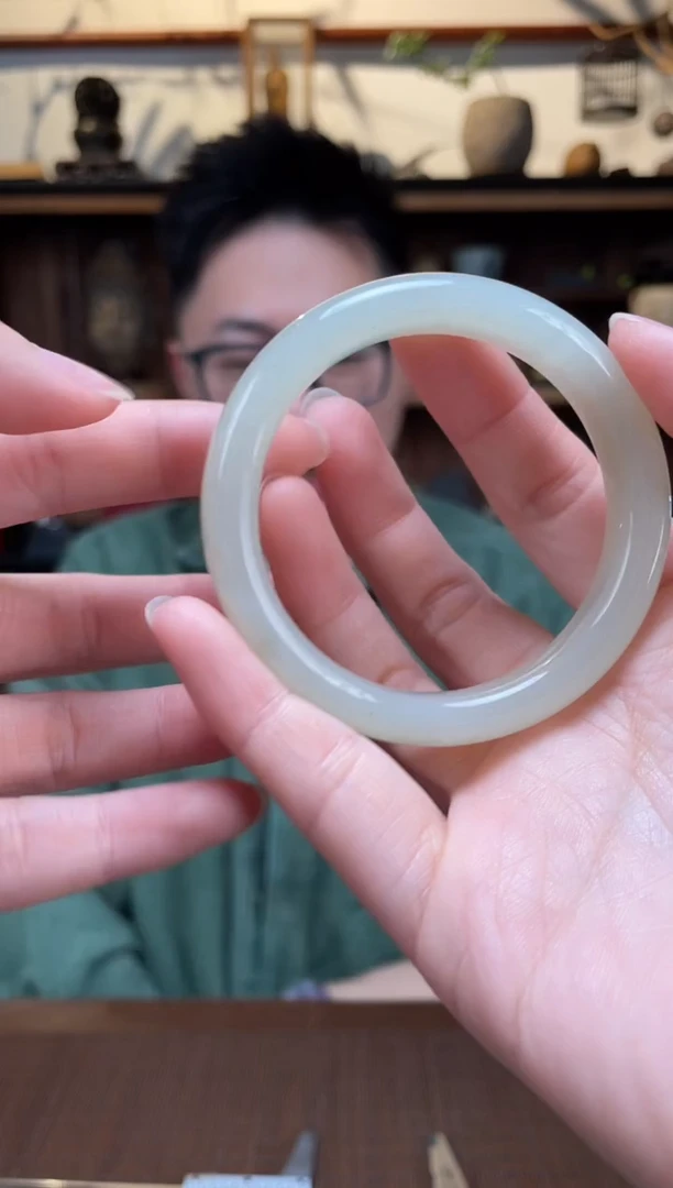 【闪购商品】和田玉手镯未镶嵌017和田玉手镯53#ZD