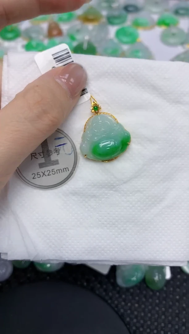 颈饰18K金镶嵌翡翠1111111
