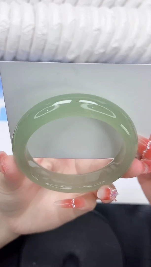 石英质玉手镯未镶嵌8-58