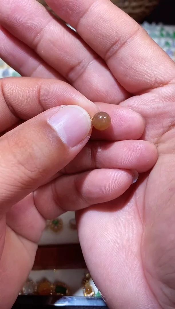 颈饰18K金镶嵌翡翠111111