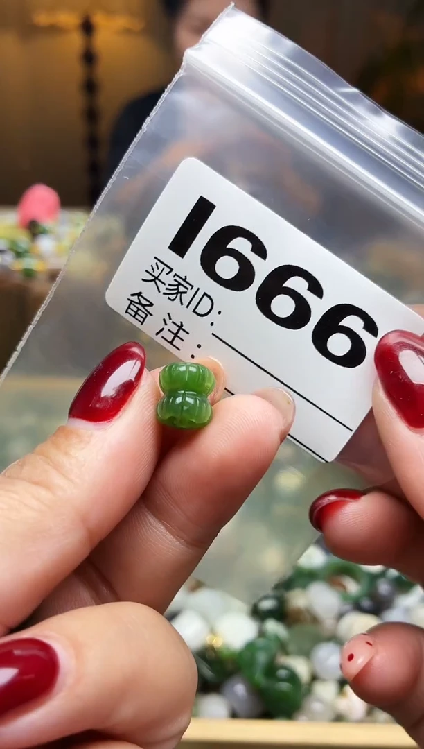 颈饰未镶嵌和田玉拍一发一