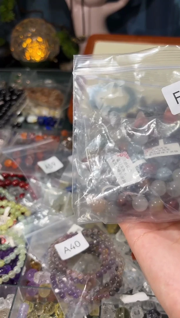 【闪购商品】水晶手串未镶嵌F99蓝兔毛多宝卡10拍2