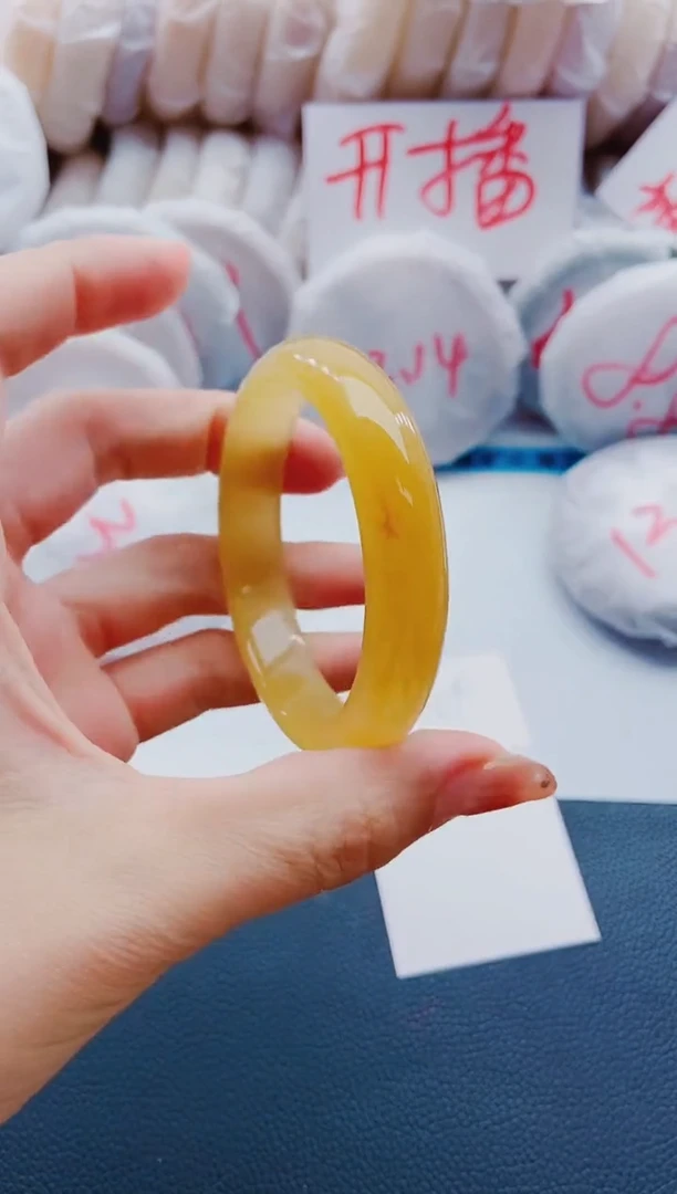 未镶嵌手镯石英质玉H159-53-54-55