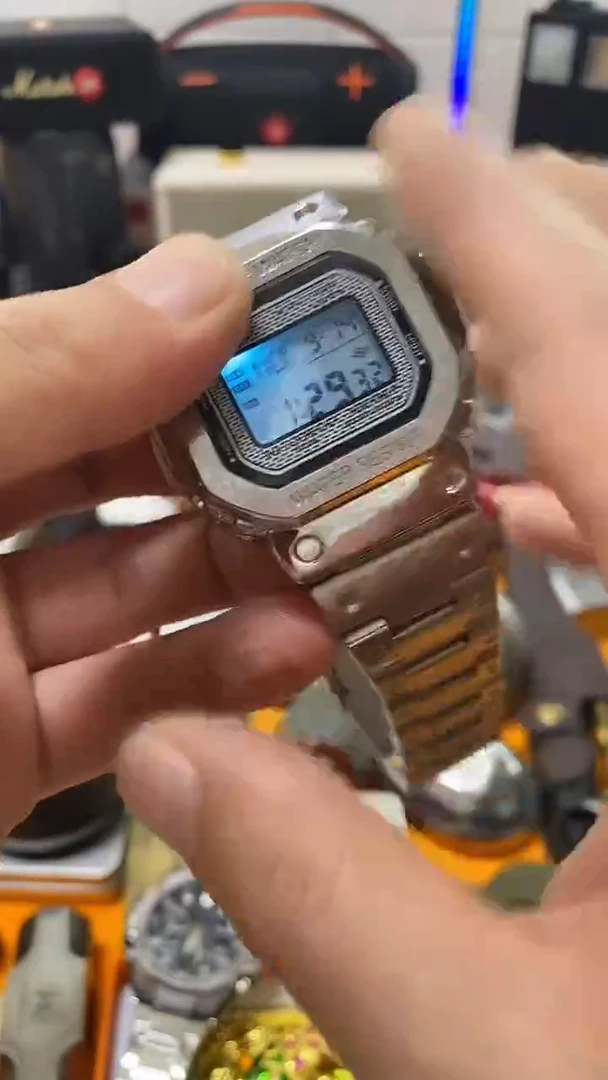瓷片闪购商品 如图所示