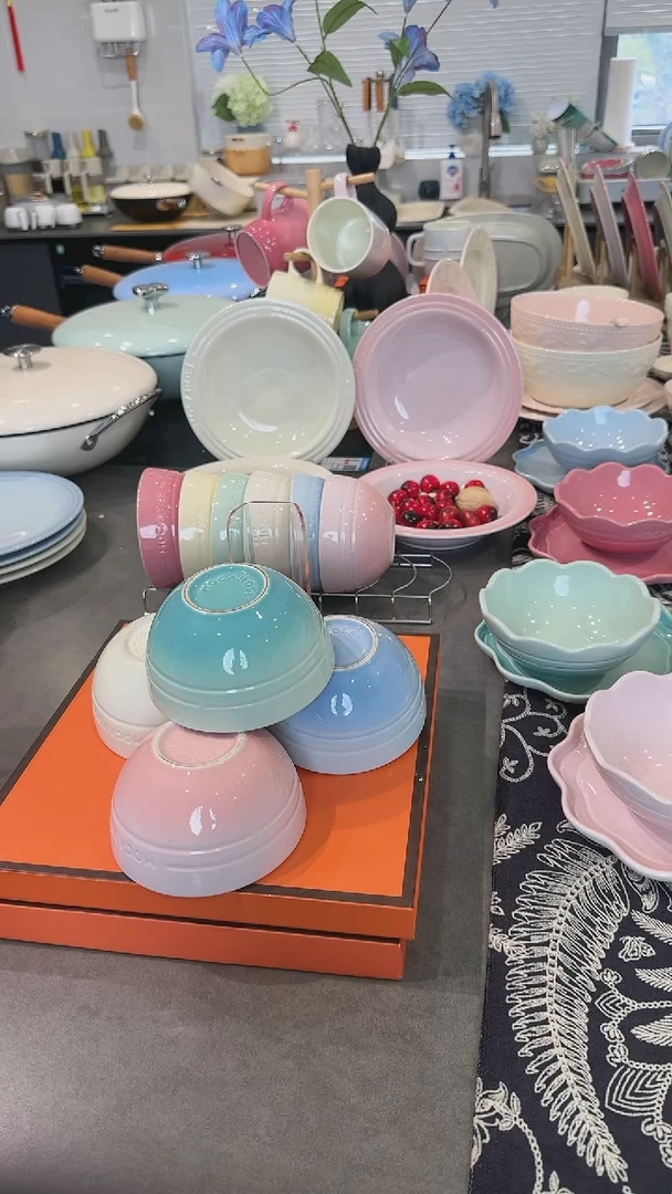 【闪购商品】瓷四色米饭碗