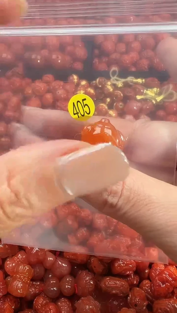 颈饰未镶嵌南红玛瑙1