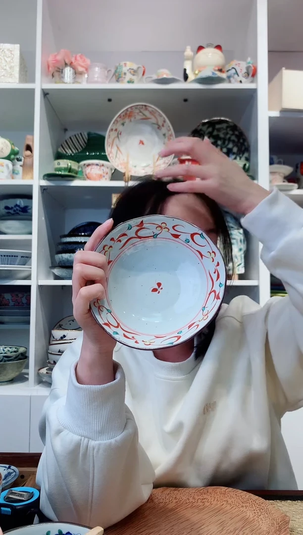 陶瓷【孤品】波佐见烧清秀赤绘平茶碗