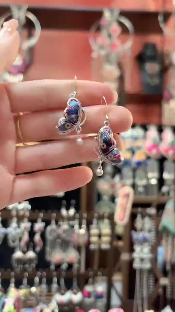 织绣 云织谣民族风精美饰品   100