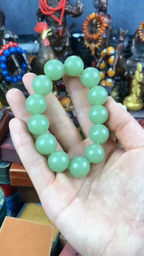 【闪购商品】和田玉（糖玉）挂件未镶嵌猪妹精品专属链接