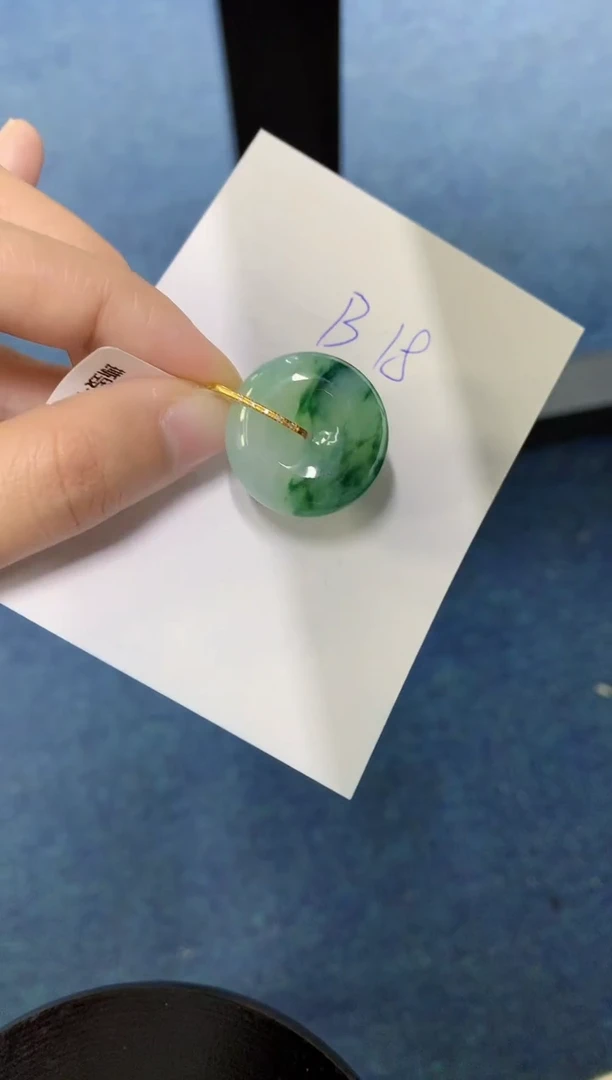 【闪购商品】翡翠颈饰18K金镶嵌000000000