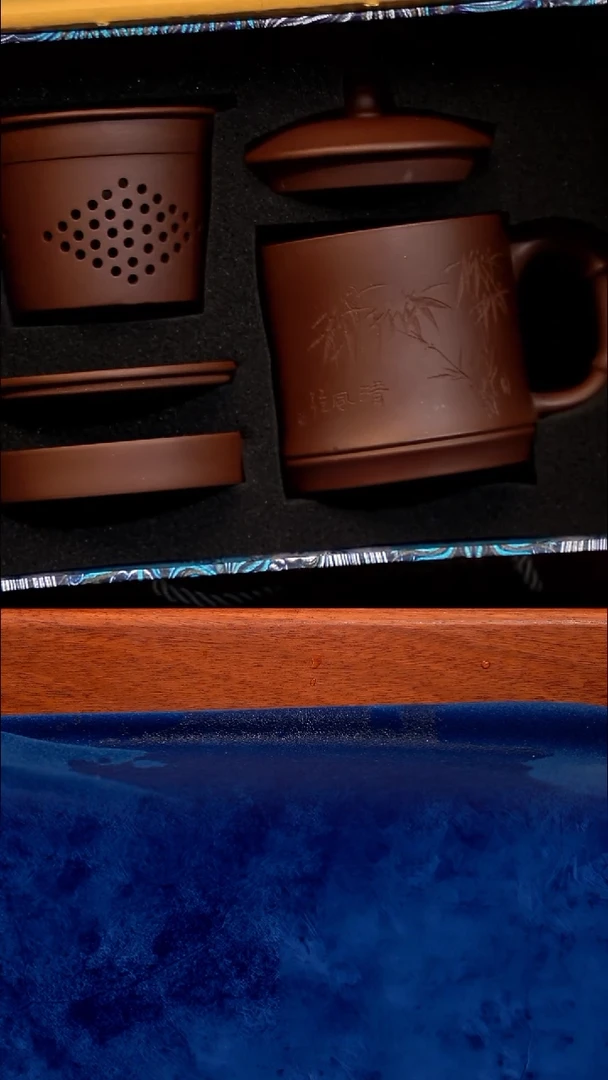 宜兴紫砂 紫砂茶壶 FY  盖杯