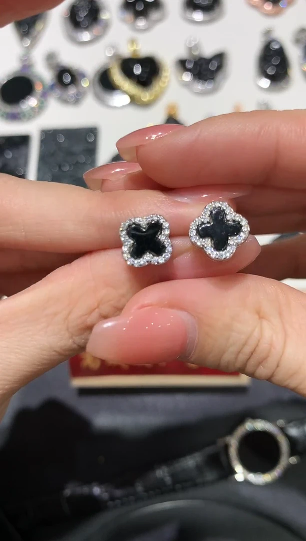 【闪购商品】翡翠吊坠(不含链)银S925镶嵌20多人多样性随机发货1件