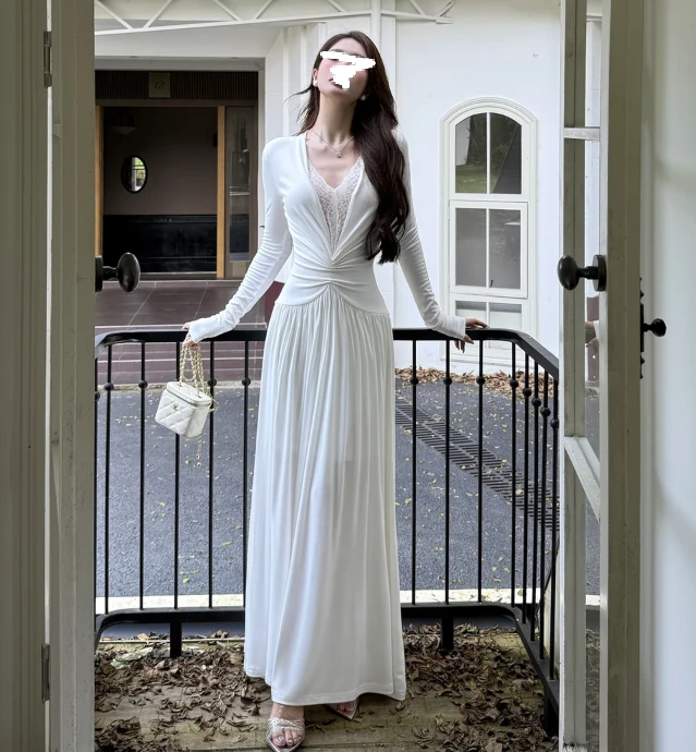 纯欲深V性感蕾丝拼接连衣裙秋季2025气质收腰显身材A字长裙3393#