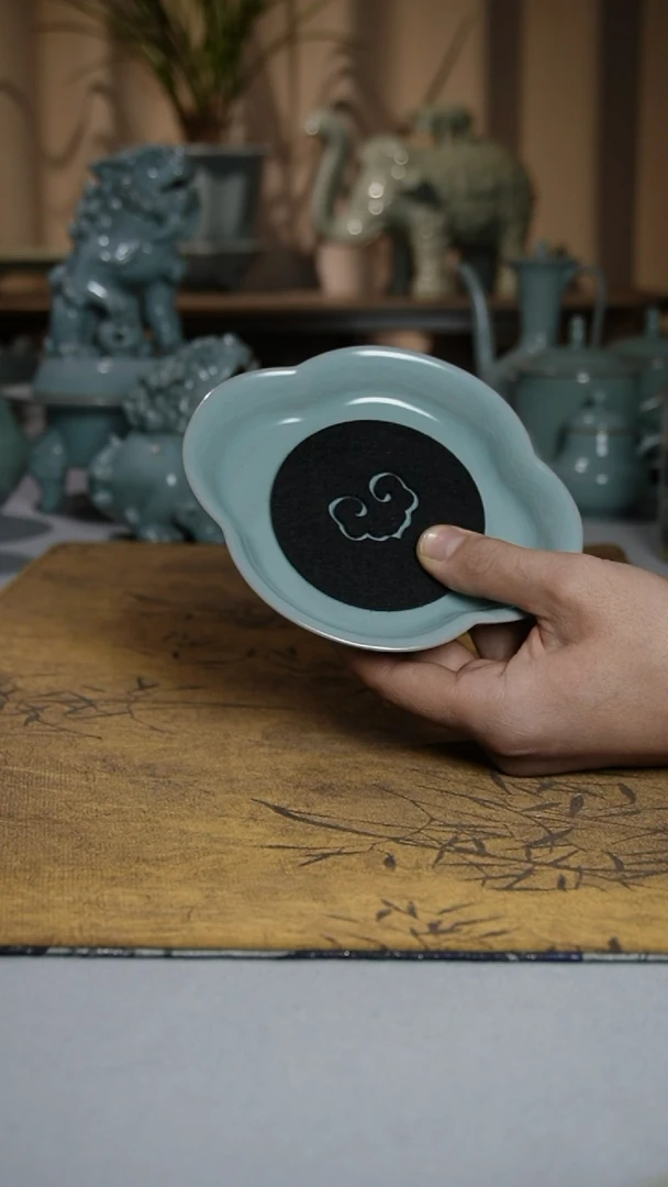 瓷海棠盘·········