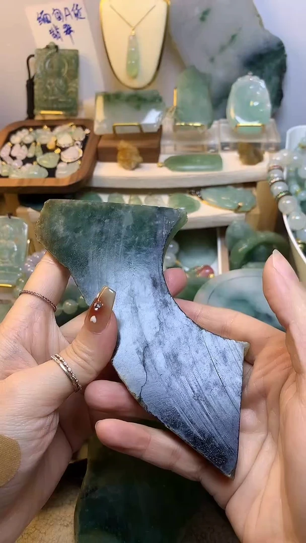 未镶嵌挂件翡翠房 缅甸A货翡翠，没有运费险