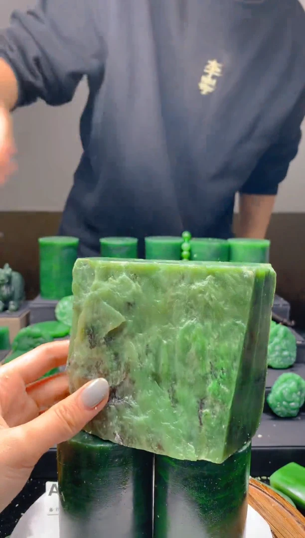未镶嵌和田玉珠宝半成品1