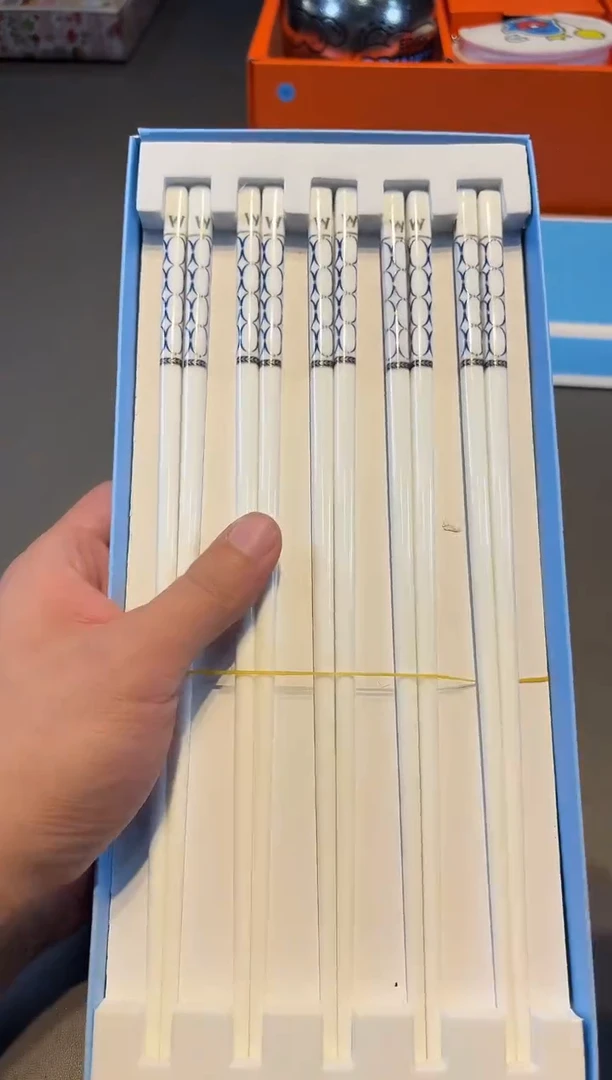 【闪购商品】瓷片新号开播啦全场福利保正保真