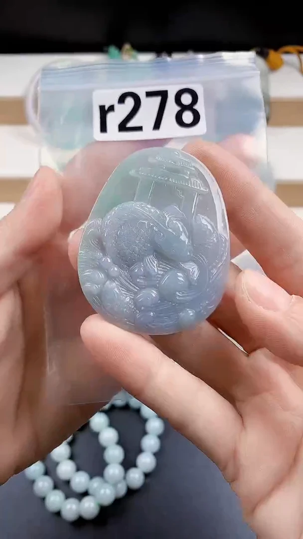 颈饰未镶嵌翡翠天然翡翠吊坠挂件