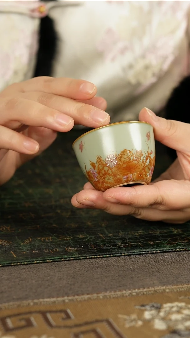 善窑厂汝窑矾红蝶恋花小缸杯