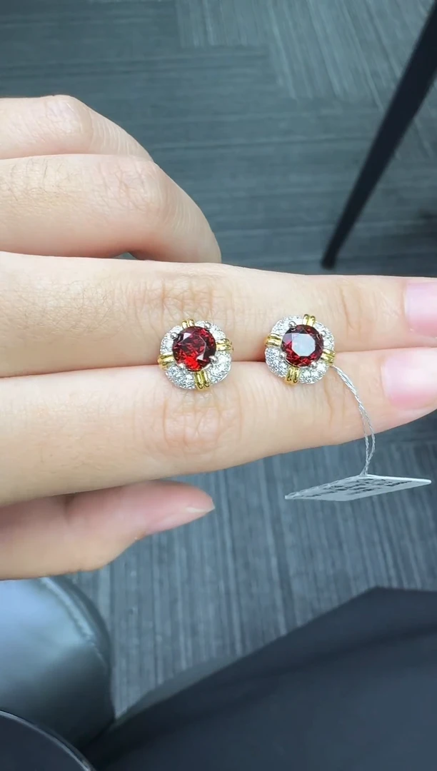 银S925镶嵌耳饰石榴石【七天鉴赏期】
