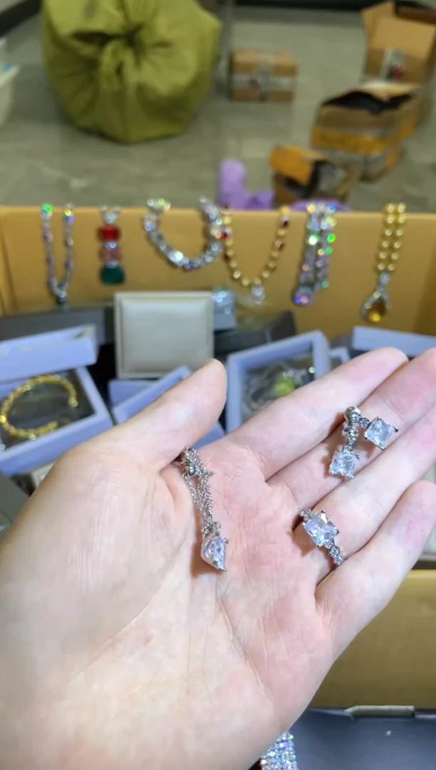 非金属无简约气质经典百搭款A484