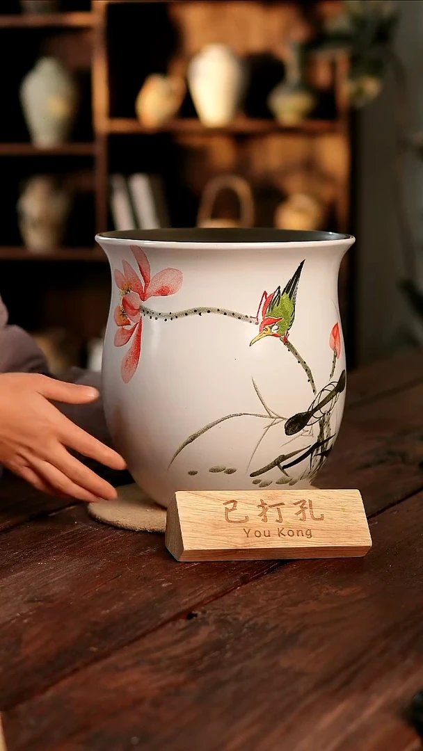 摆件28-121高27口24误差2已打孔