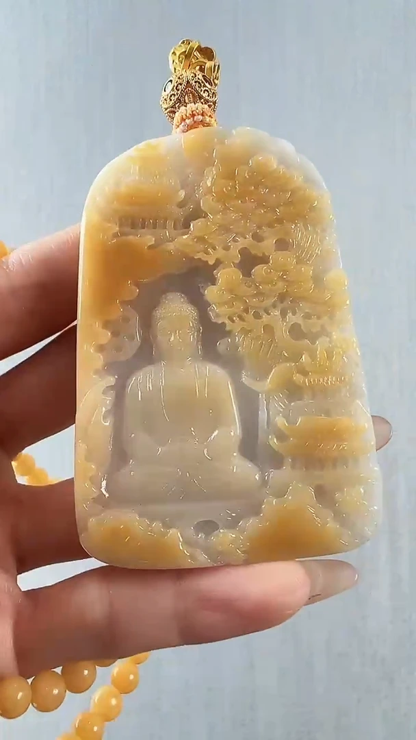 颈饰未镶嵌翡翠大日如来