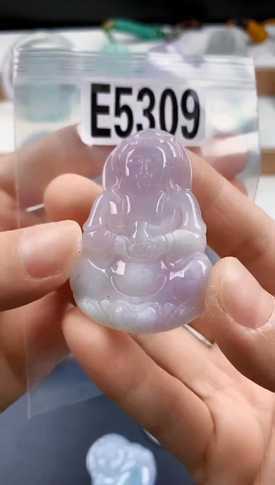 颈饰未镶嵌翡翠天然翡翠吊坠挂件